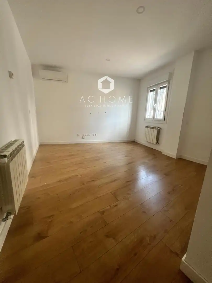 Habitación de Piso de alquiler en Campo Real con Aire acondicionado, Calefacción y Piscina