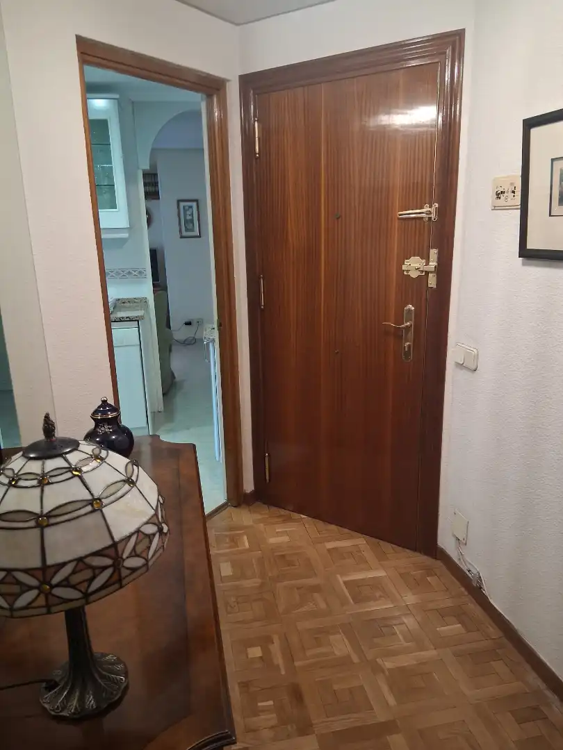 Wohnung zum Verkauf in Madrid mit Heizung, Parkett und Ofen