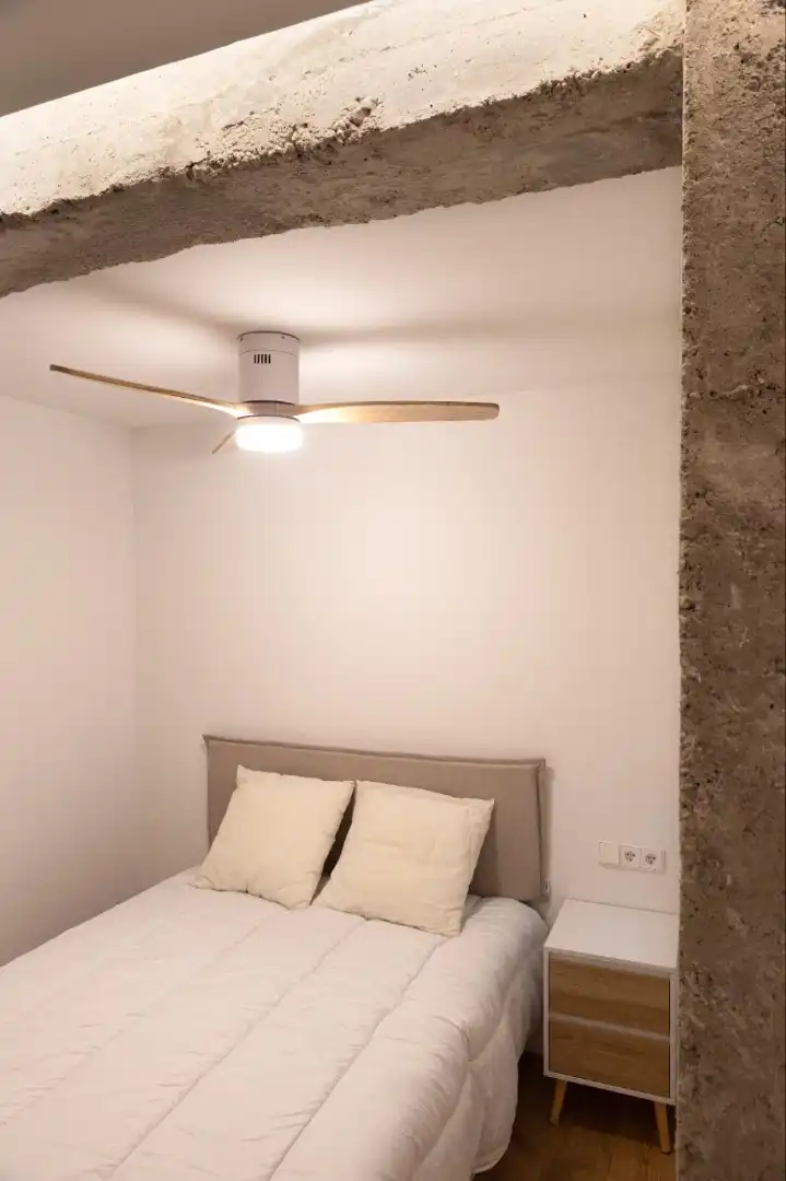 Wohnung zur Miete in Calle Afán de Ribera, 27, Fígares