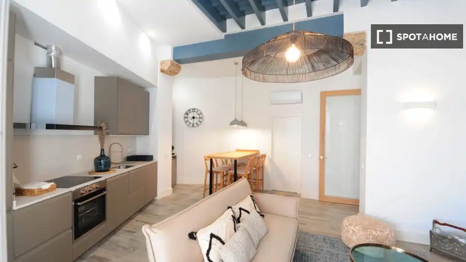 Living room of Flat for share in Cádiz  with Air Conditioner, Heating and Furnished