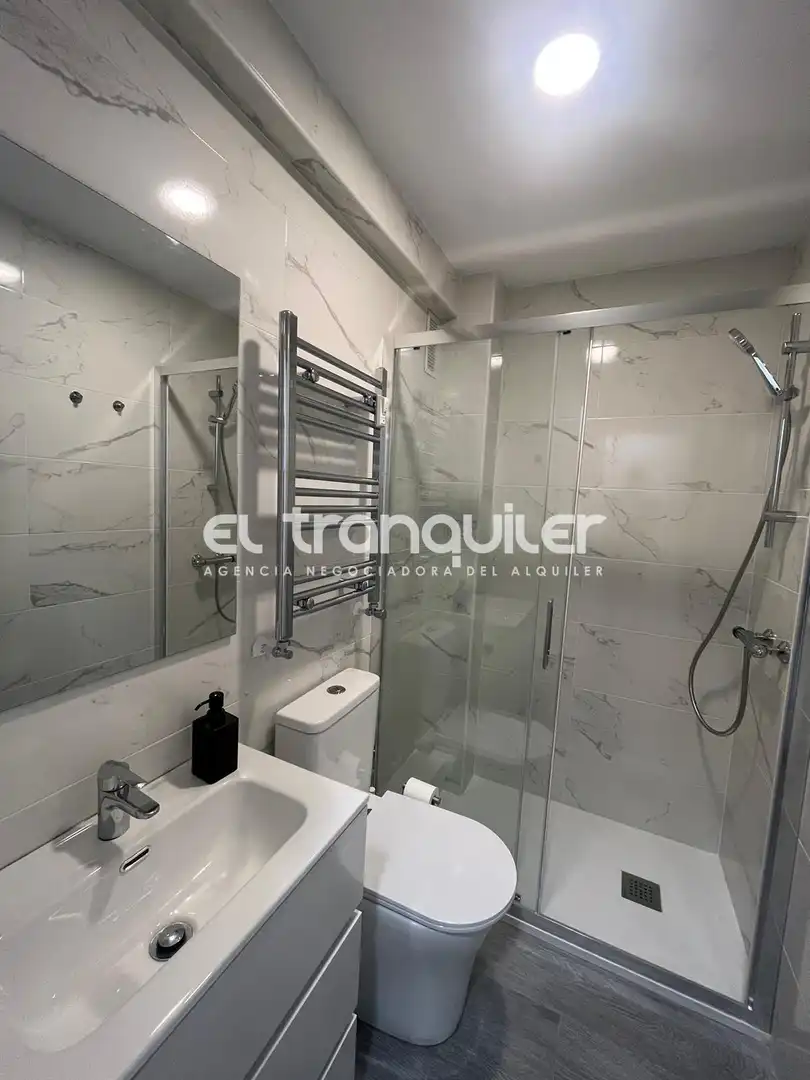 Study for rent in Calle Alonso del Barco, Palos de Moguer