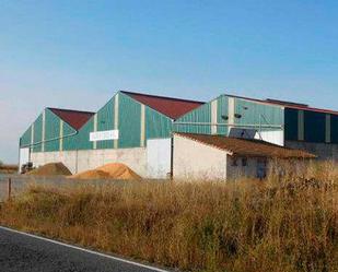 Vista exterior de Residencial en venda en Bustillo del Páramo