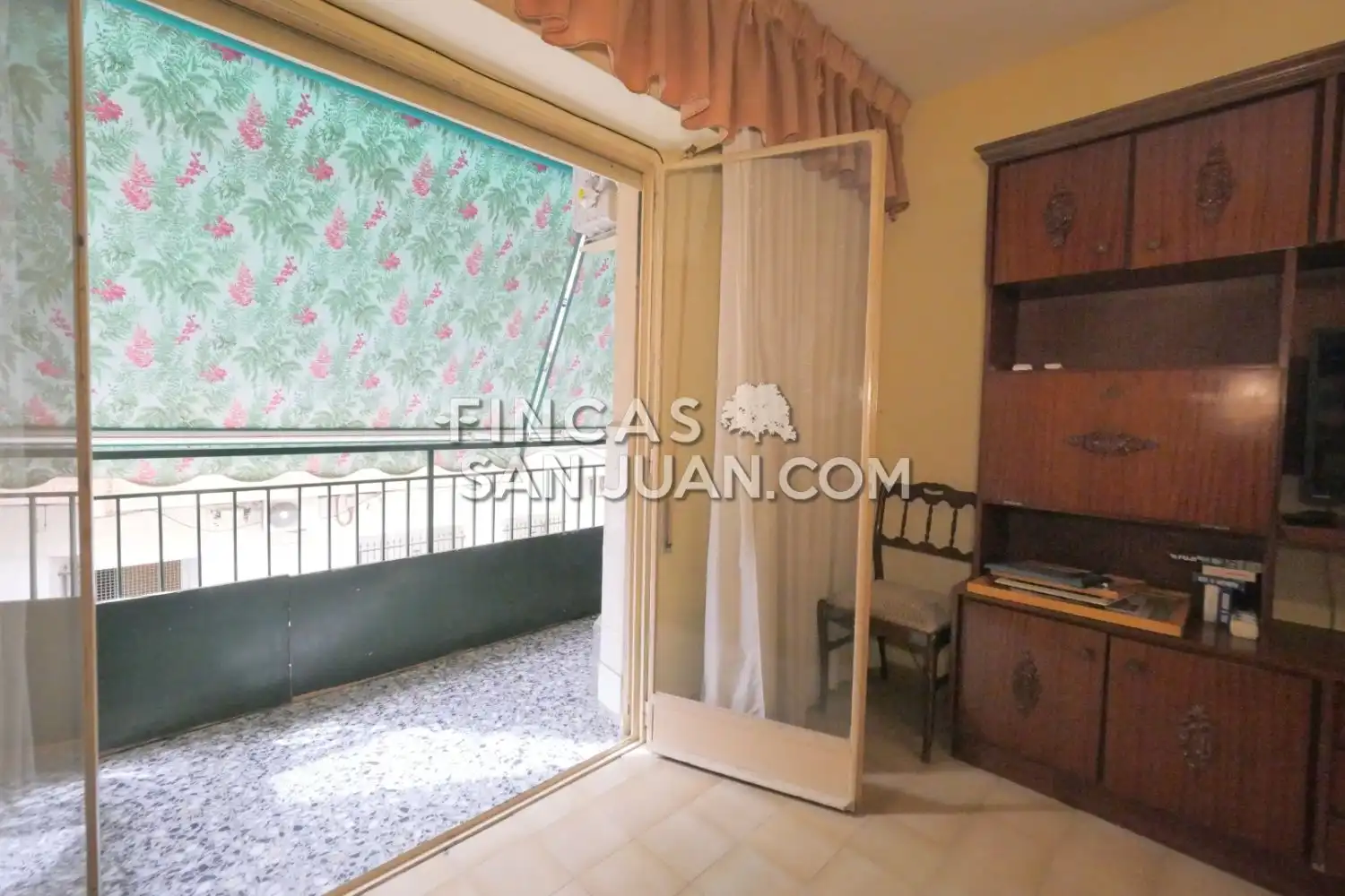Piso en venta en San Vicente del Raspeig / Sant Vicent del Raspeig con Balcón