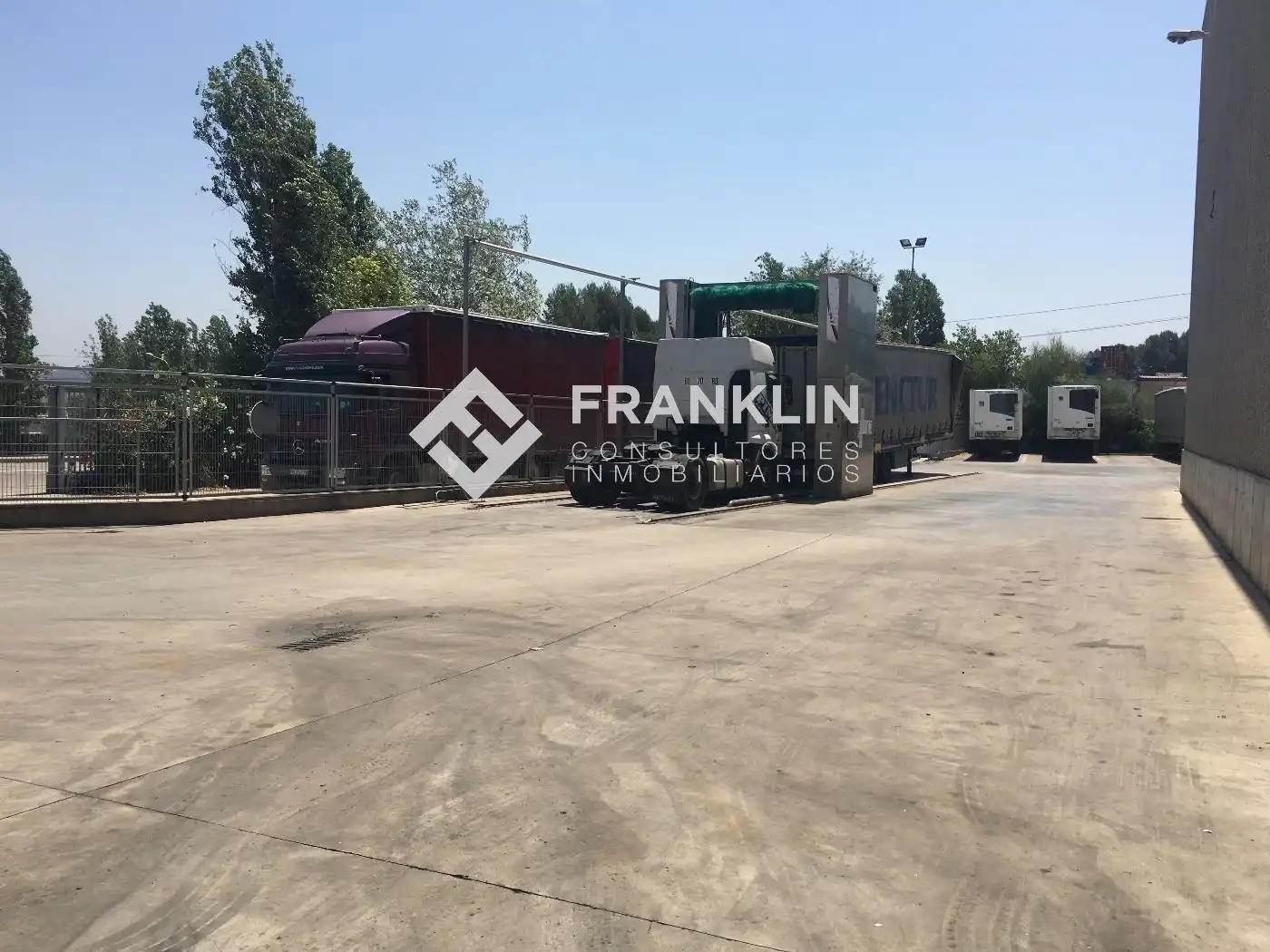 Außenansicht von Fabrik Grundstücke zur Miete in Castellbisbal