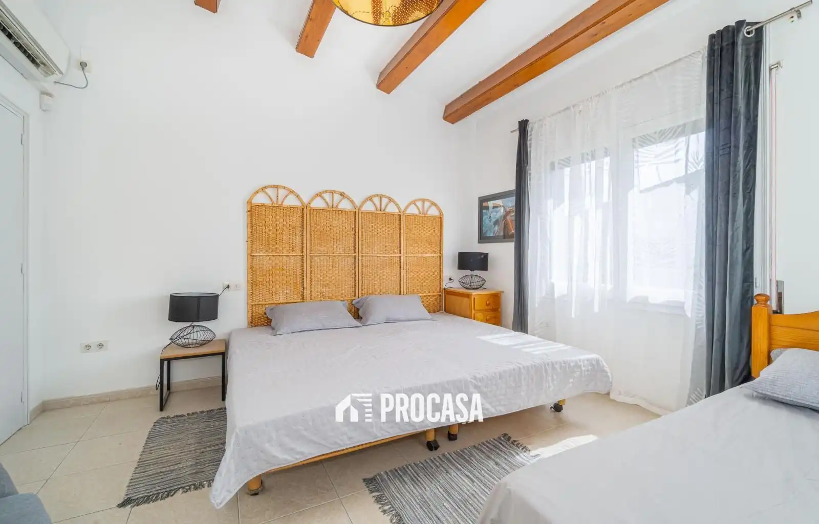 Schlafzimmer von Haus oder Chalet zum Verkauf in Empuriabrava mit Klimaanlage, Heizung und Abstellraum