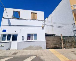 Exterior view of House or chalet for sale in Arrecife  with Terrace, Furnished and Oven