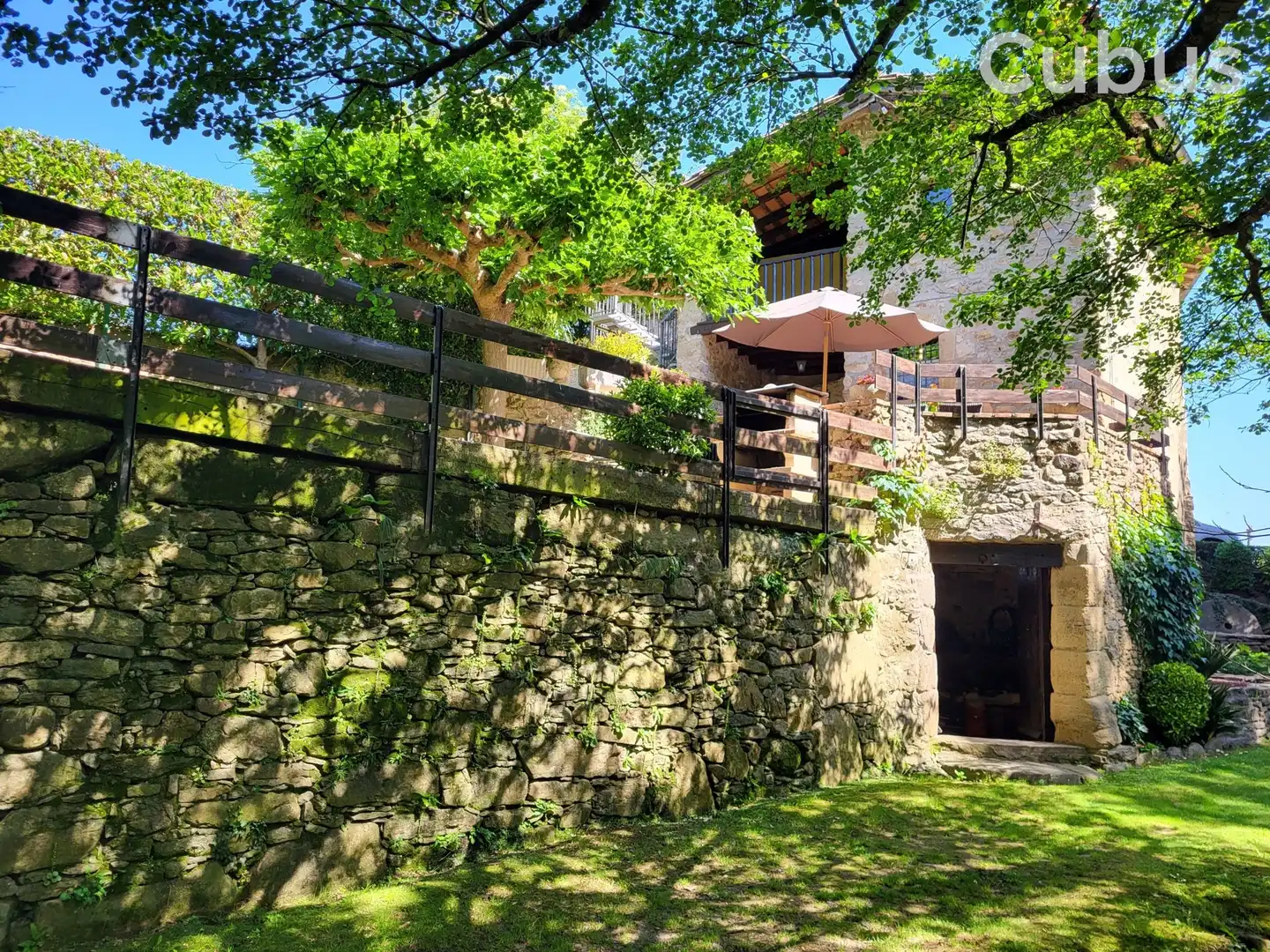Vista exterior de Finca rústica en venta en Sant Feliu de Pallerols con Calefacción, Terraza y Trastero