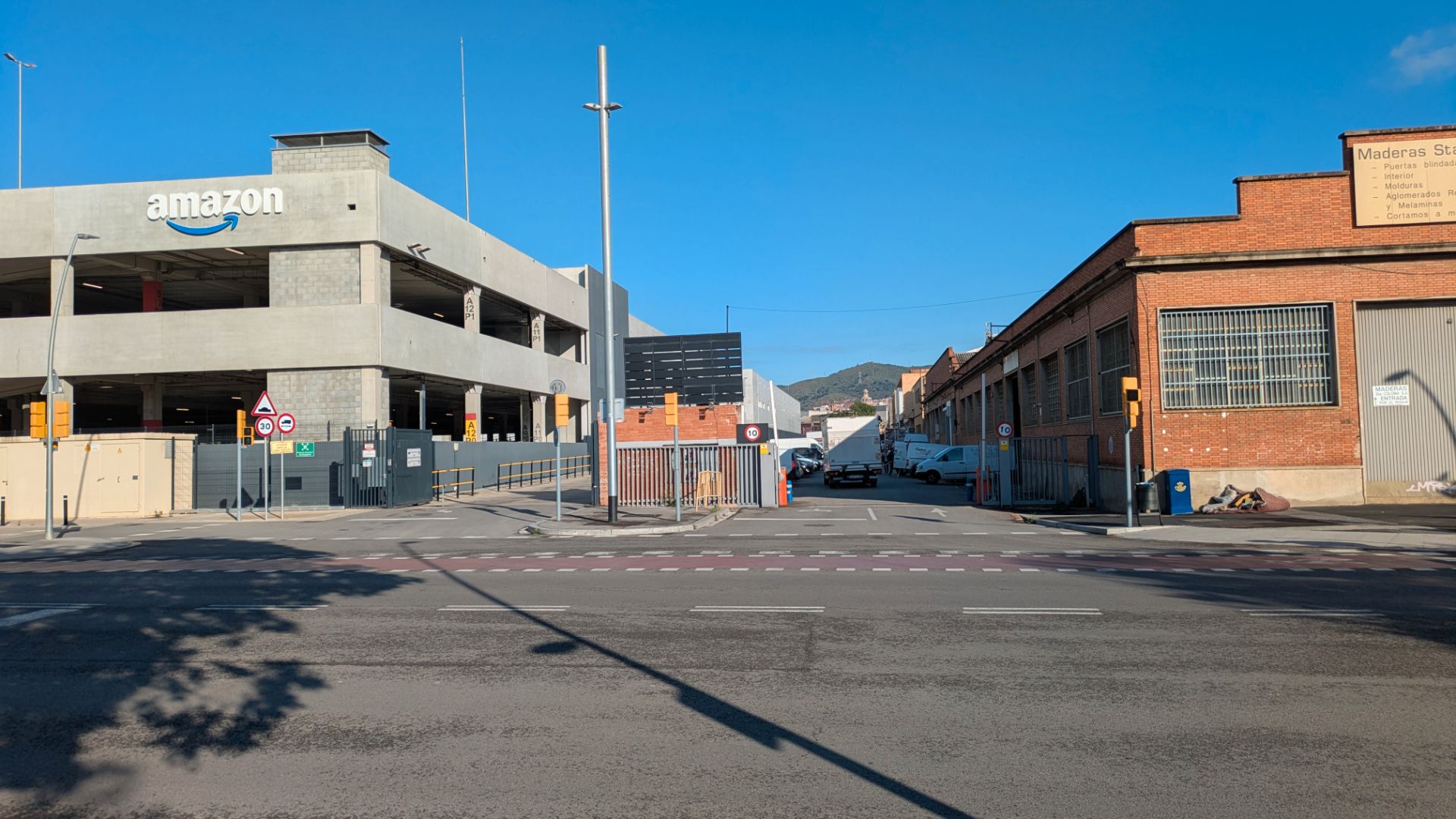 Parking of Industrial buildings for sale in  Barcelona Capital  with Alarm