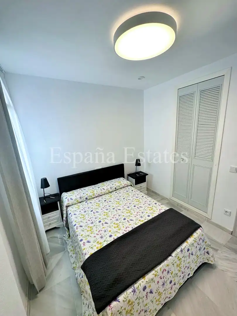 Dormitori de Apartament en venda en Torrox amb Aire condicionat, Calefacció i Terrassa