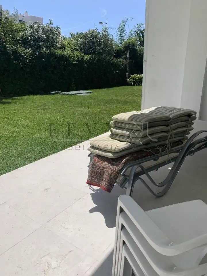 Apartment mit Pool zum Verkauf in Nueva Andalucía, imagen 4