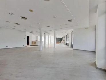 Local comercial en venda a CANUDAS