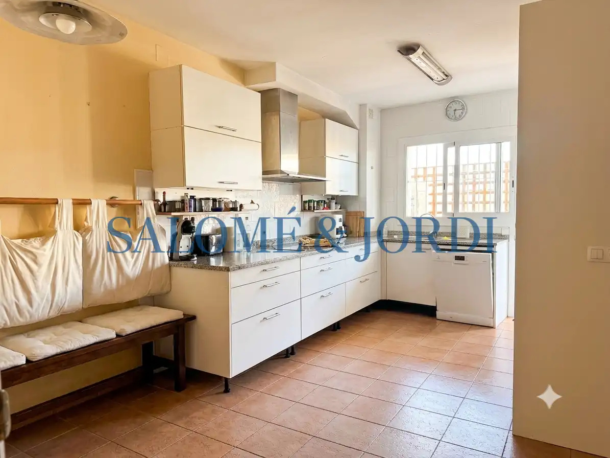 Cocina de Piso en venta en Vilassar de Mar con Aire acondicionado, Terraza y Amueblado