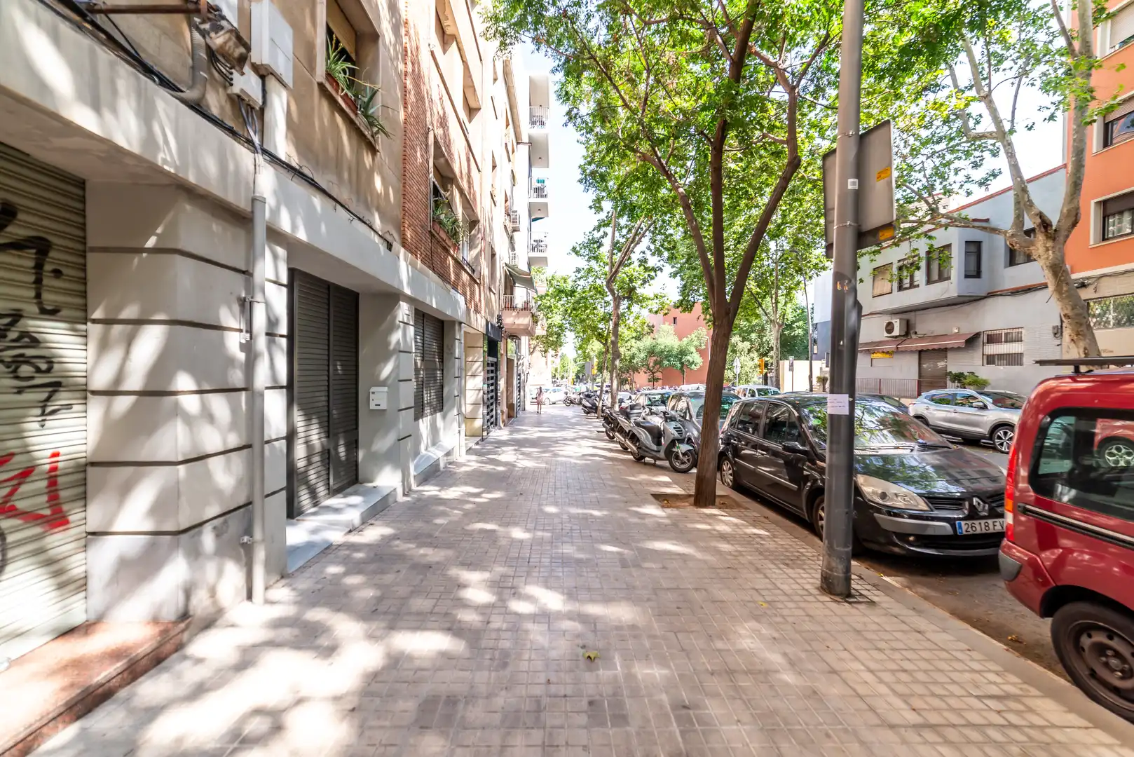 Vista exterior de Pis en venda en Barcelona amb Terrassa i Traster