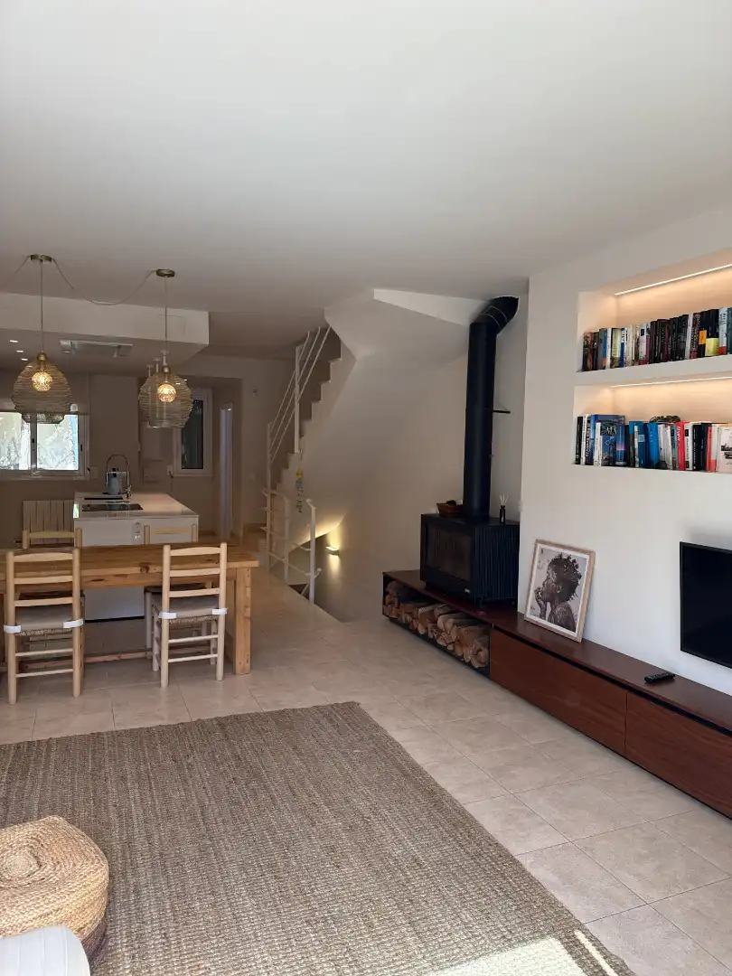 Sala de estar de Casa adosada en venta en Pals con Aire acondicionado, Calefacción y Parquet