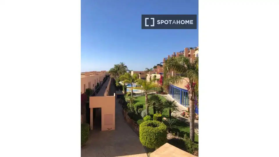Vista exterior de Estudi per a compartir en Mojácar amb Aire condicionat i Terrassa
