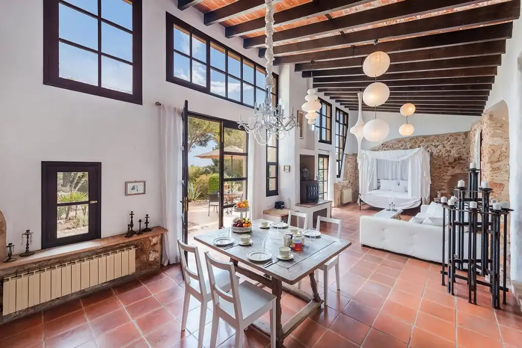 Comedor de Finca rústica en venta en Santanyí con Calefacción, Jardín privado y Terraza
