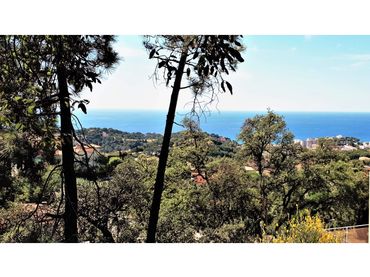 Wohnbaugrundstück zum Verkauf in Carrer Riu Fluvià