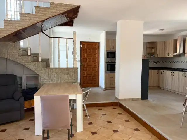 Küche von Haus oder Chalet zum Verkauf in Els Hostalets de Pierola mit Klimaanlage, Heizung und Privatgarten