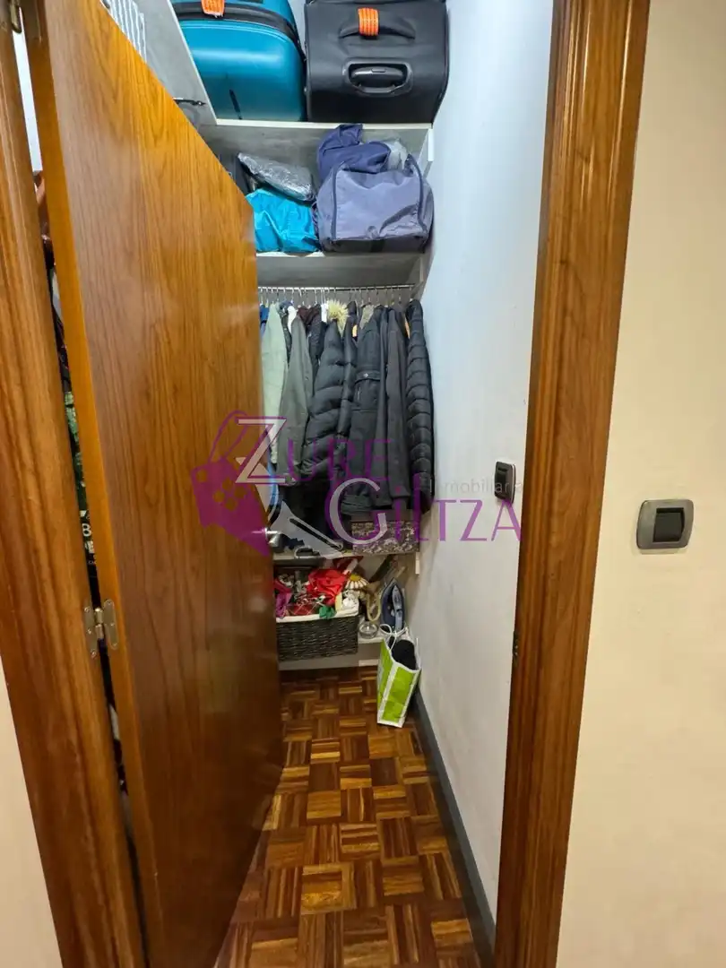 Pis en venda en Durango amb Calefacció, Terrassa i Moblat