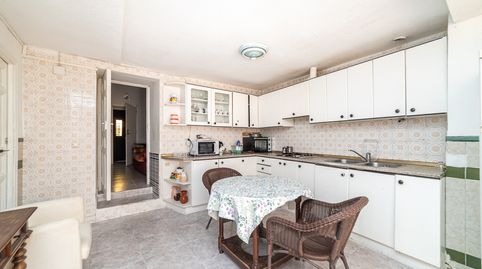 Foto 2 de Casa adosada en venta en Carranque, Toledo