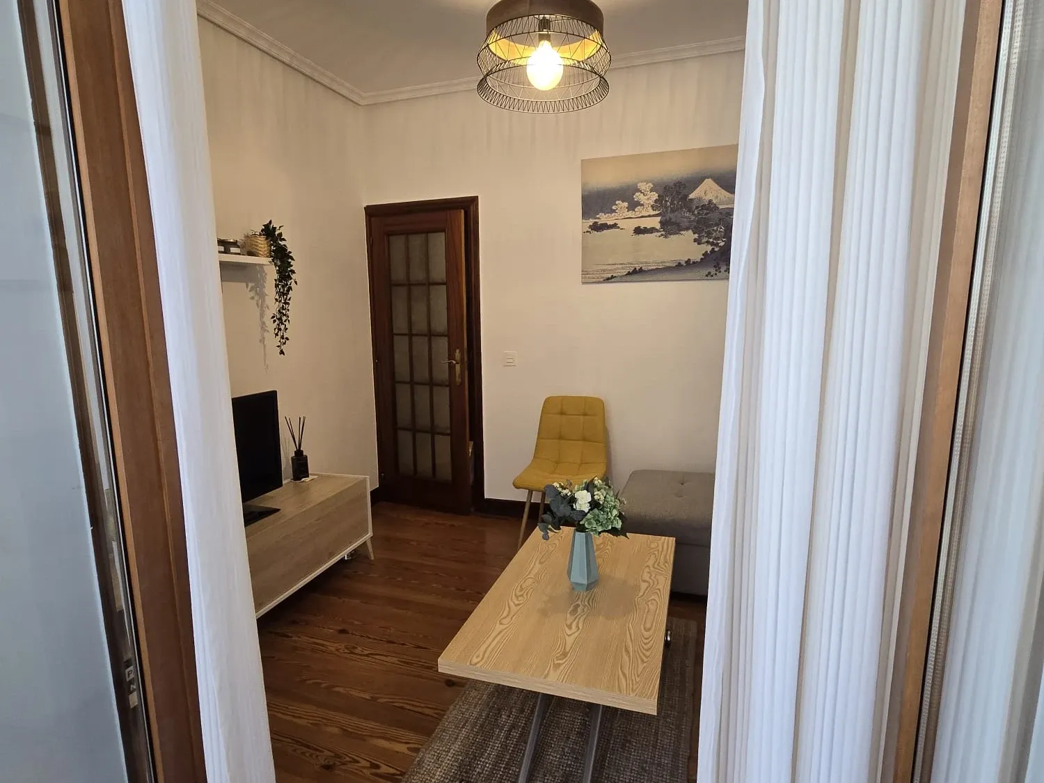 Sala d'estar de Pis de lloguer en Donostia - San Sebastián  amb Calefacció, Moblat i Forn
