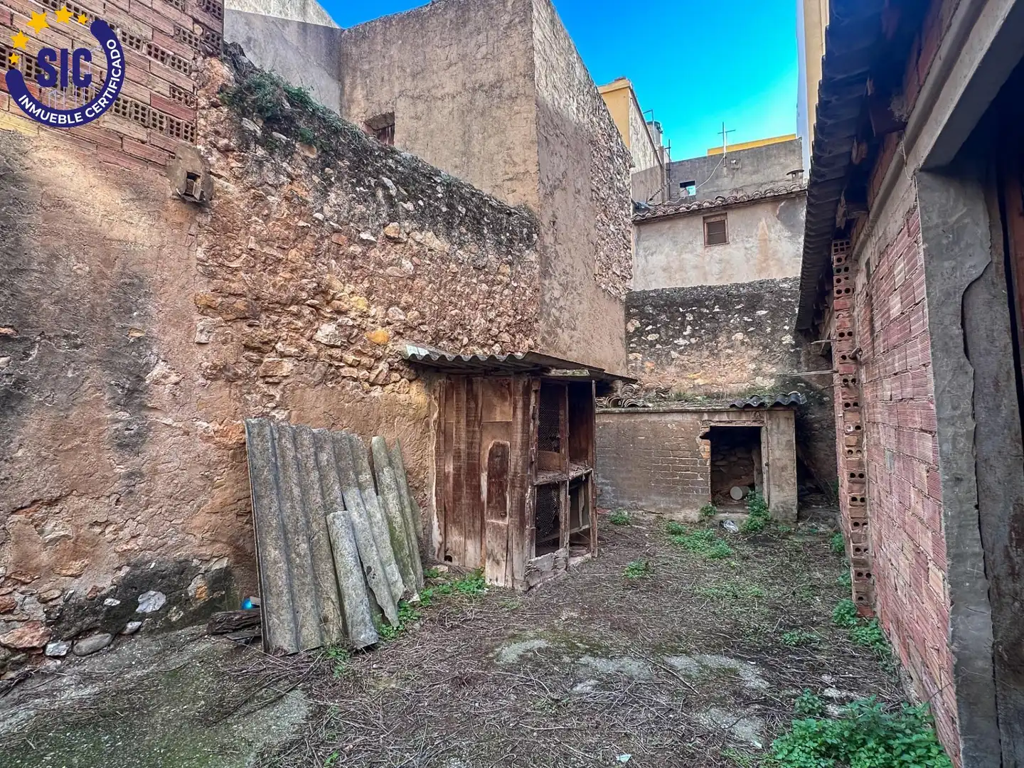 Vista exterior de Residencial en venda en L'Alcora