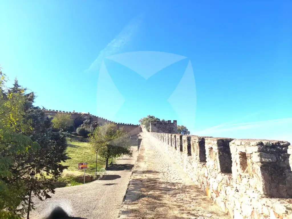 Houses for sale in Calle Puerta Valencia, Alburquerque