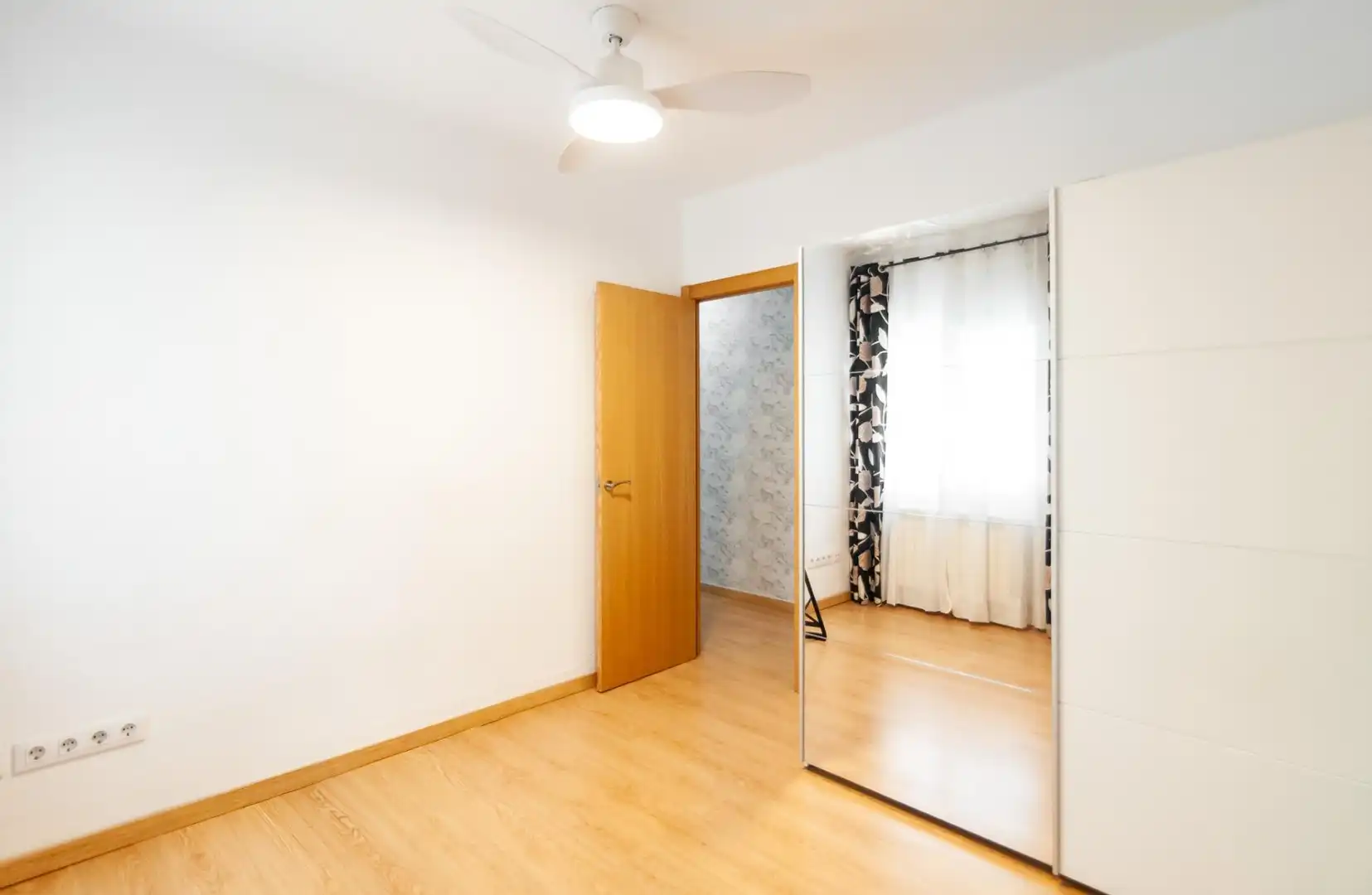 Piso con terraza en venta en Carrer MANUEL BARBA I ROCA, imagen 23