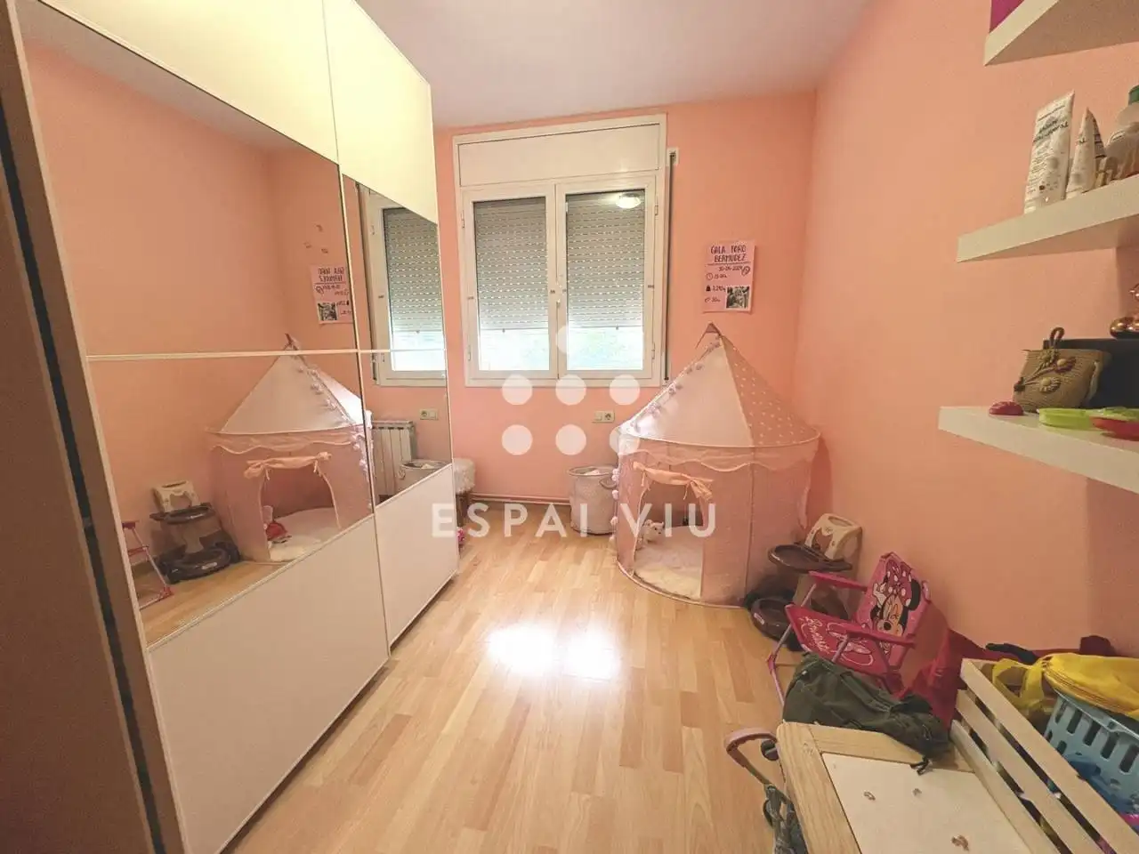 Piso en venta en Espronceda