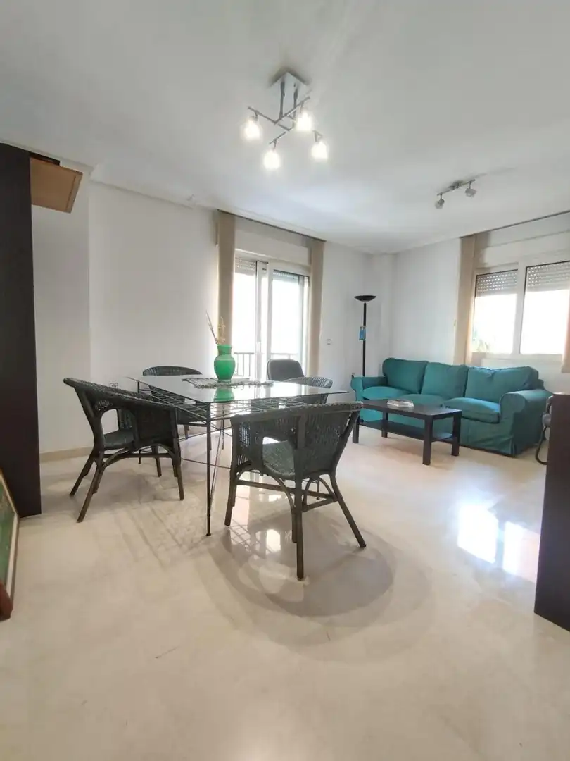 Sala de estar de Piso de alquiler en Murcia con Aire acondicionado, Amueblado y Balcón