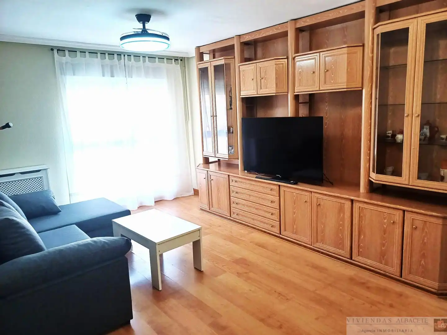 Apartamento con ascensor en venta en Carretas - Pajarita