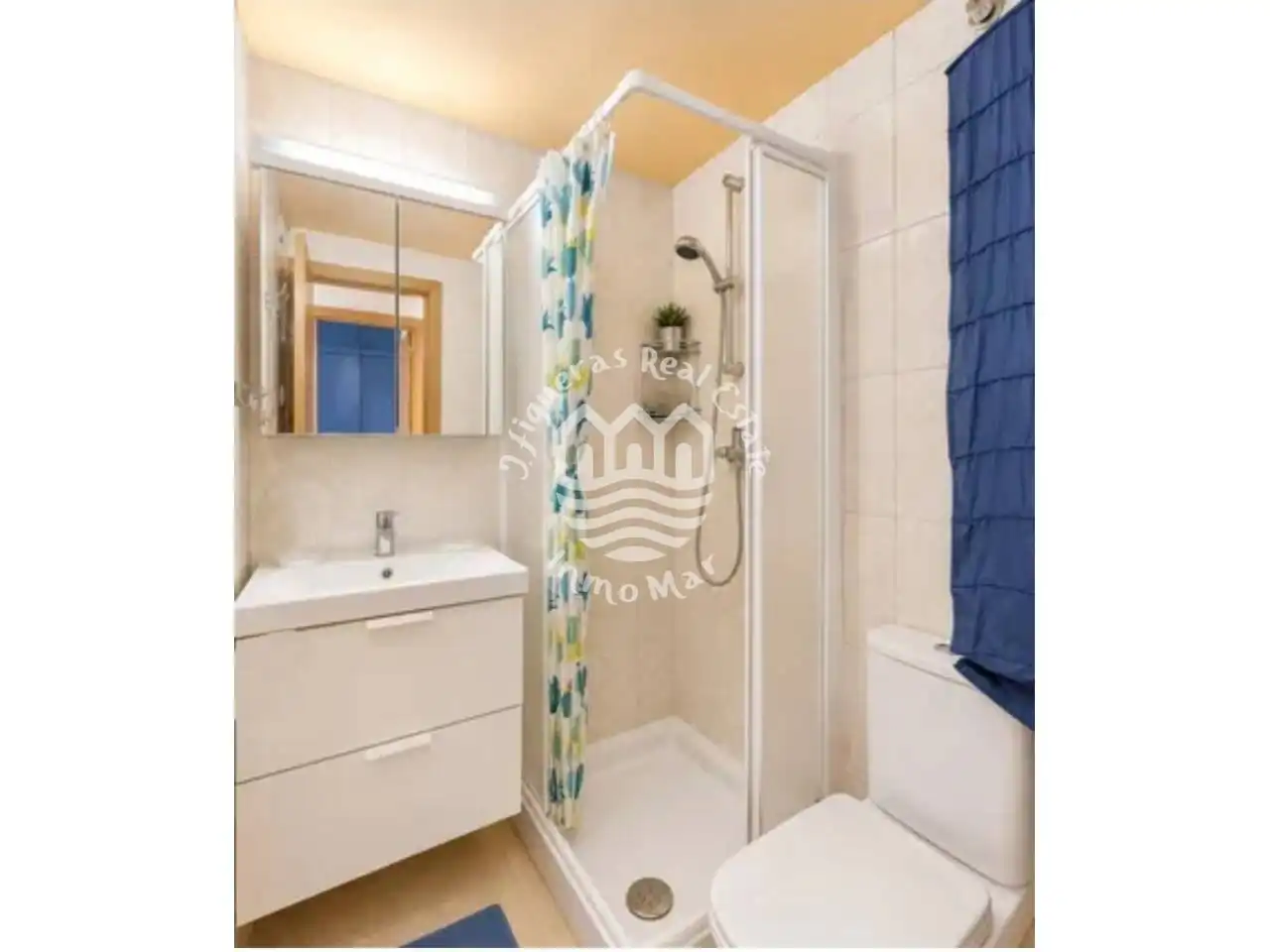 Baño de Dúplex en venta en Terrassa con Aire acondicionado, Calefacción y Terraza