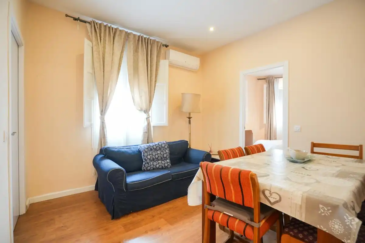 Habitación de Piso en venta en Madrid con Aire acondicionado y Calefacción