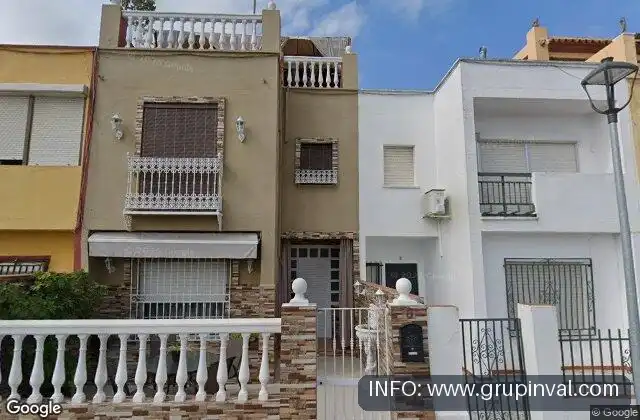 Vista exterior de Pis en venda en Santiponce, Sevilla