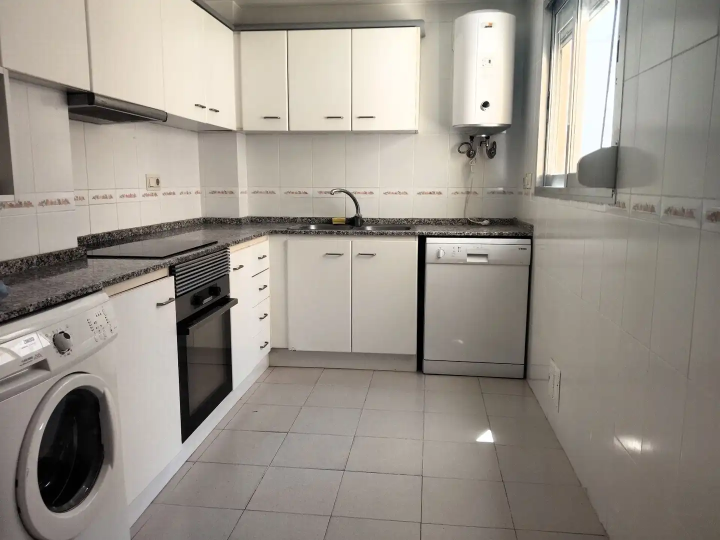 Kitchen of Flat for rent in Valencia  with Terrace