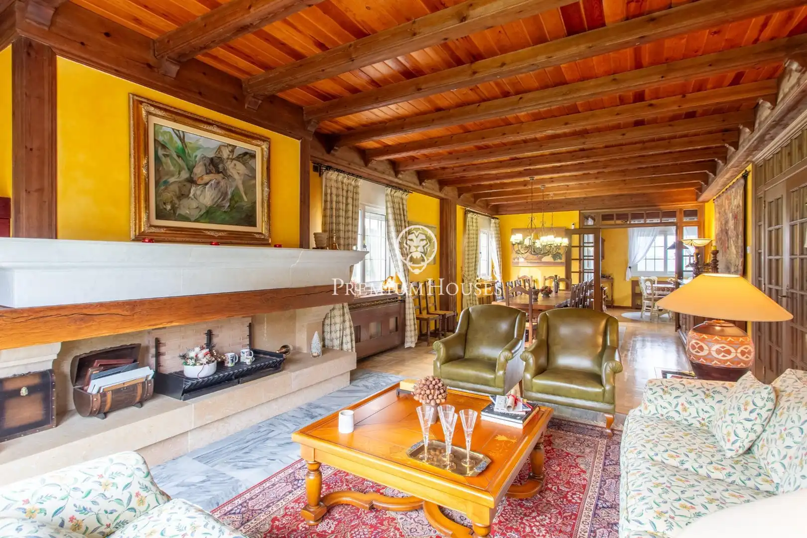 Sala d'estar de Casa o xalet en venda en Mataró amb Calefacció, Jardí privat i Parquet