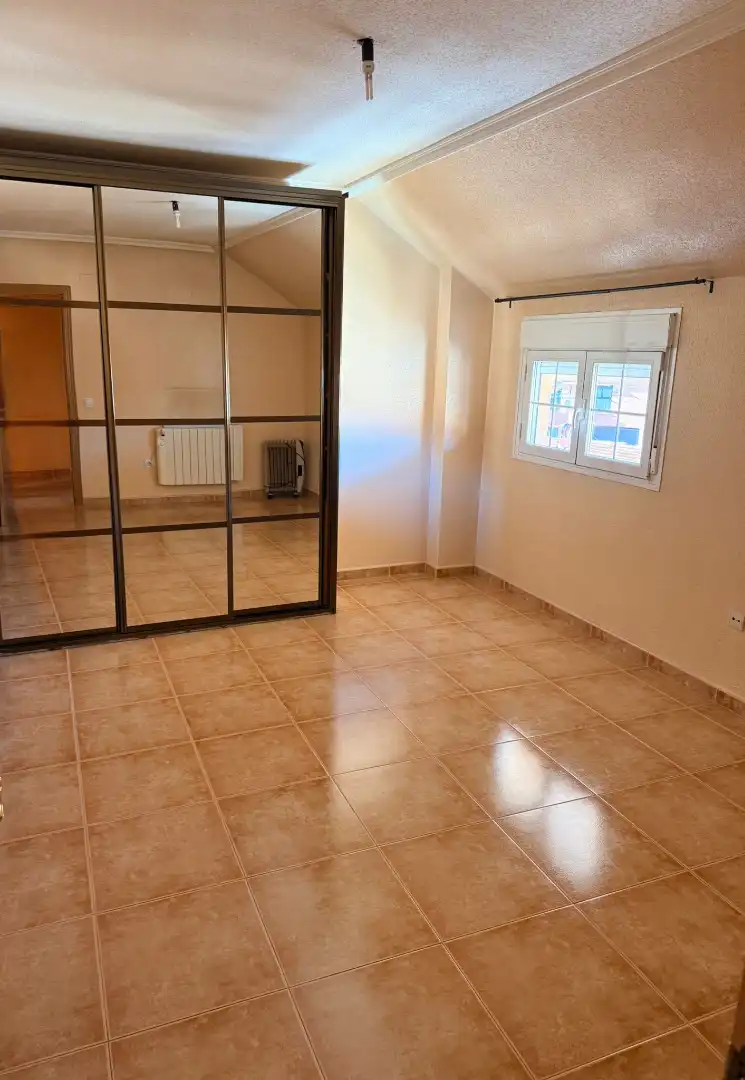 Habitación de Ático en venta en Ciempozuelos con Aire acondicionado, Calefacción y Terraza