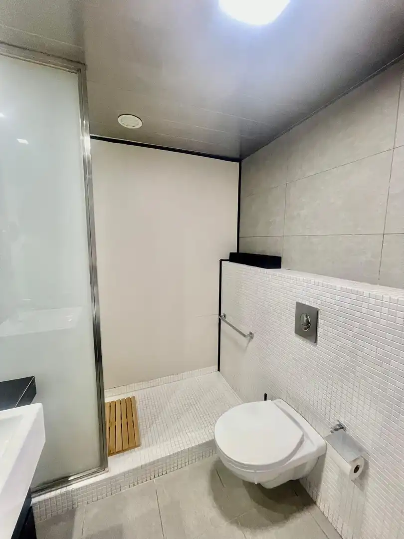 Bathroom of Flat for rent in Armilla  with Air Conditioner, Heating and Furnished