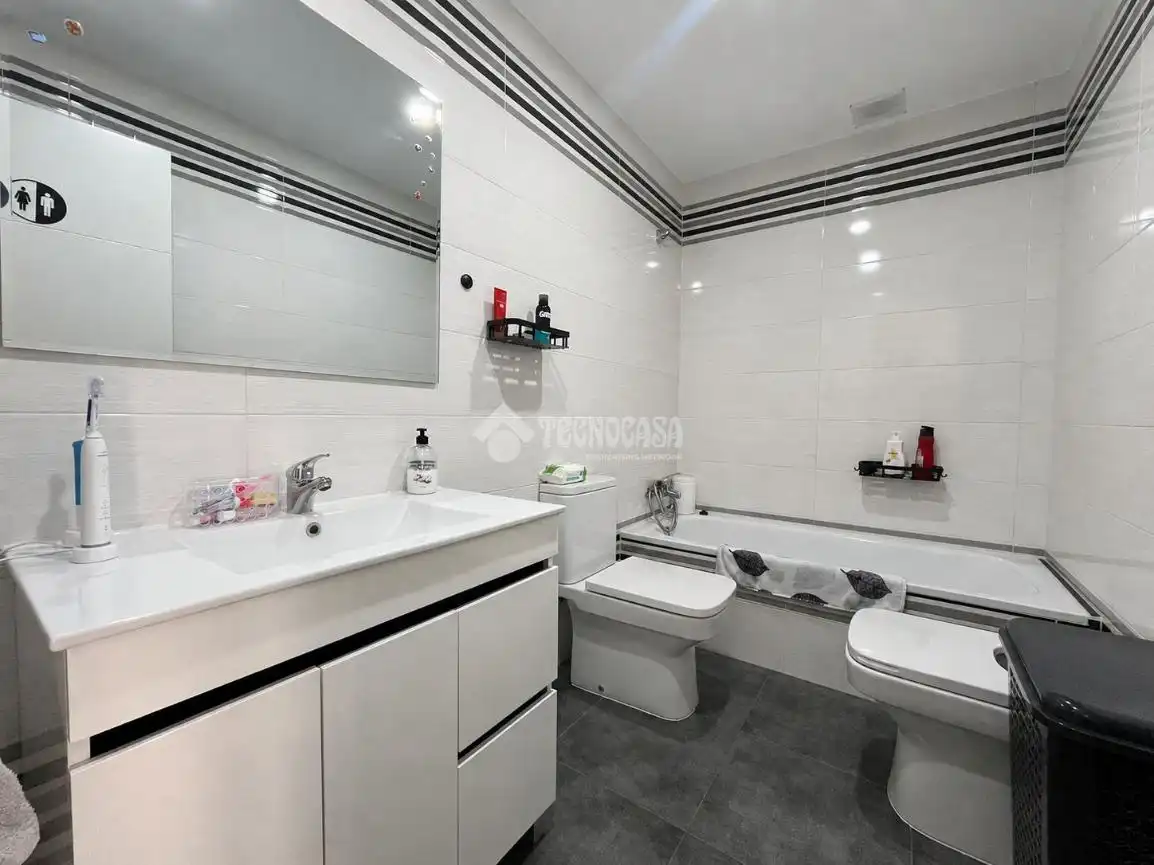 Casa aparellada amb jardí en venda a San Martín de la Vega, imagen 21