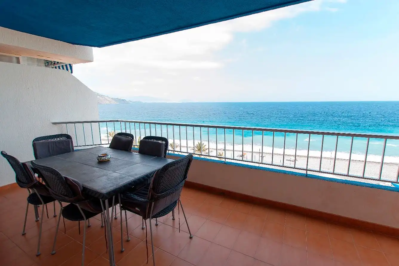 Schlafzimmer von Wohnungen zur Miete in Almuñécar mit Terrasse, Möbliert und Ofen
