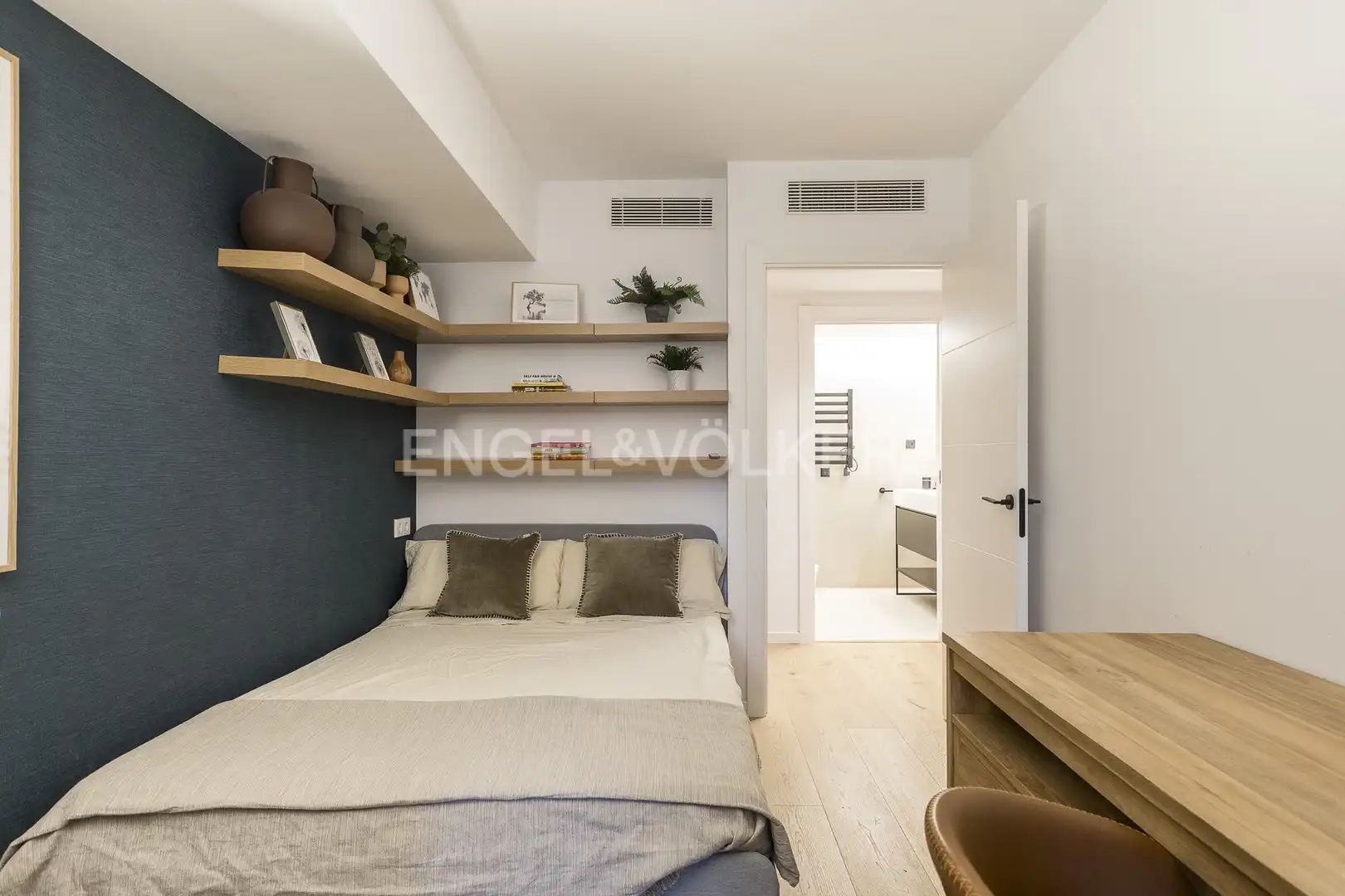 Schlafzimmer von Wohnung zur Miete in Barcelona mit Klimaanlage, Heizung und Parkett