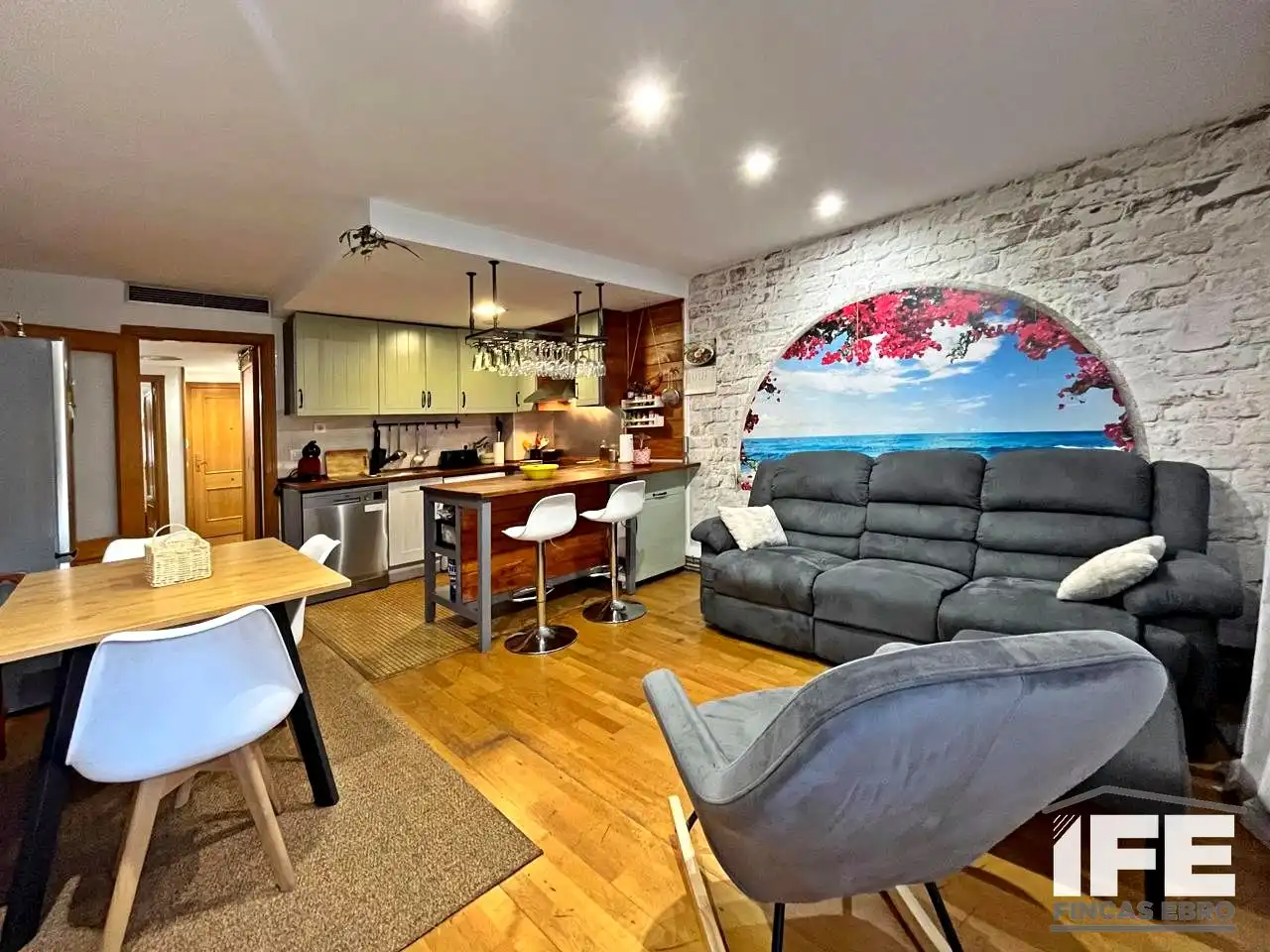 Ground floor for sale in Alagón