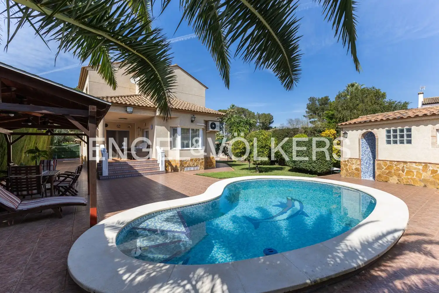 Vista exterior de Casa o chalet en venta en L'Eliana con Aire acondicionado, Calefacción y Jardín privado