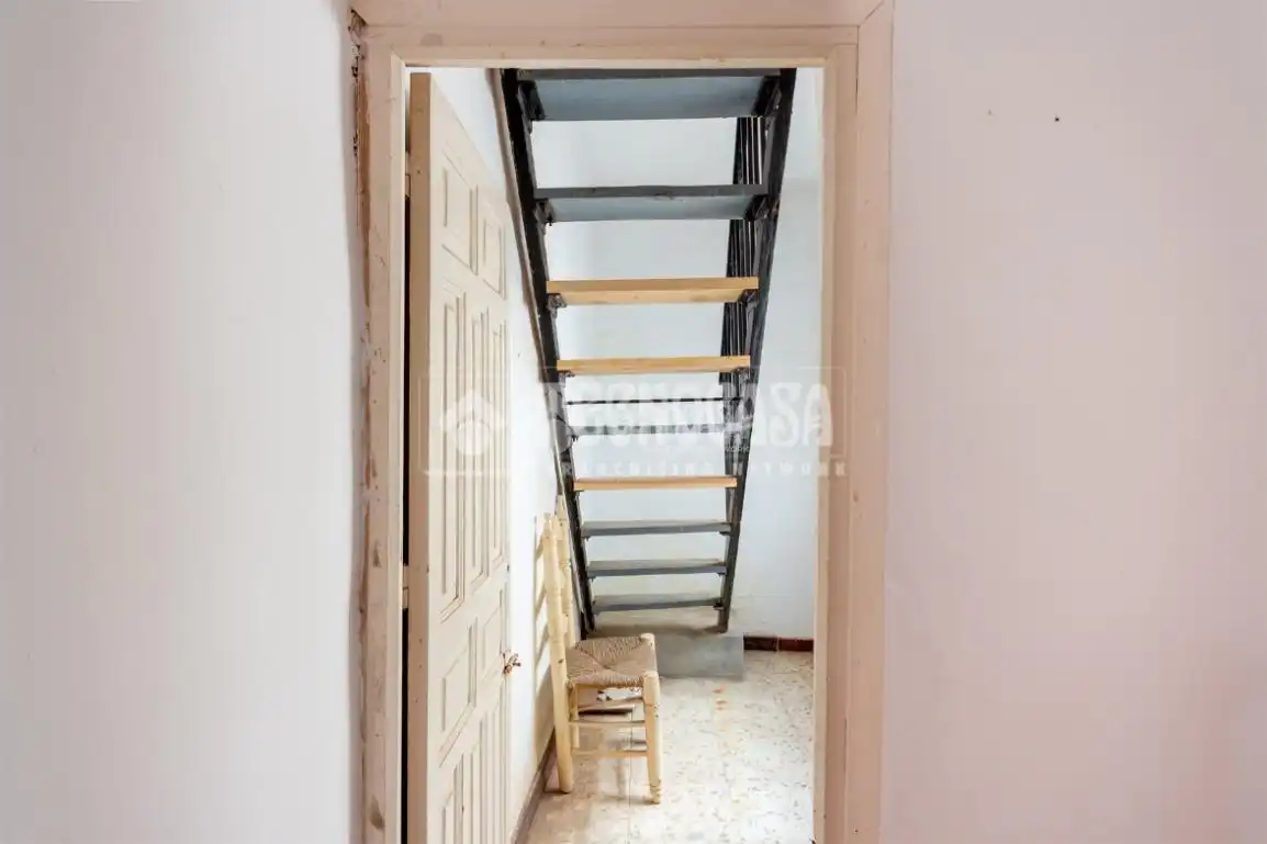 Einfamilien-Reihenhaus zum Verkauf in Vélez-Málaga mit Terrasse und Balkon
