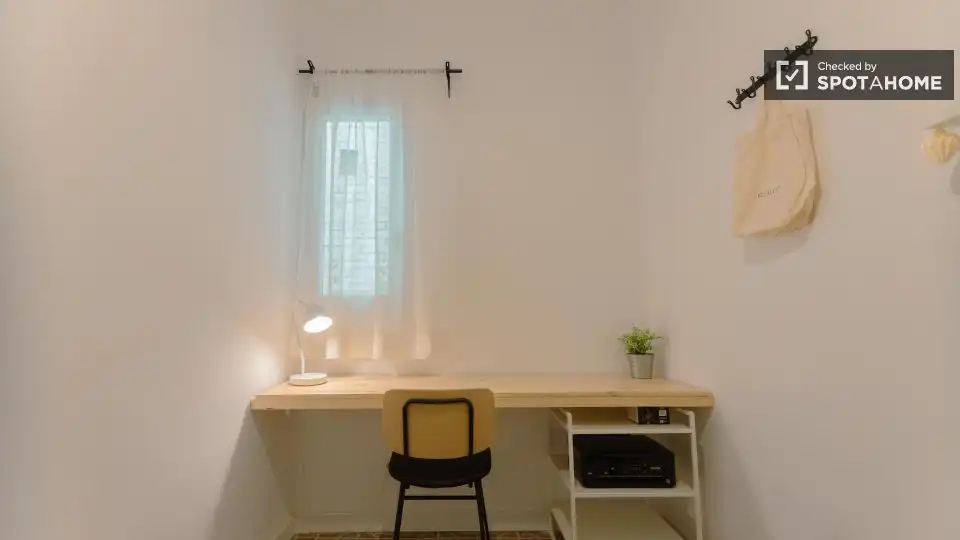 Flat with terrace to rent in L'Eixample, imagen 18