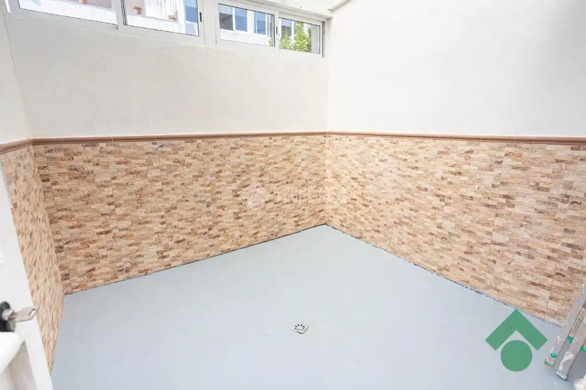 Balcony of Detached homes for sale in Algeciras
