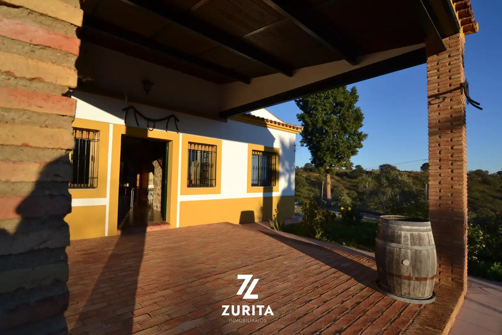 Casa rústica con piscina en venta en Zona Pantano Martín Gonzalo, imagen 6