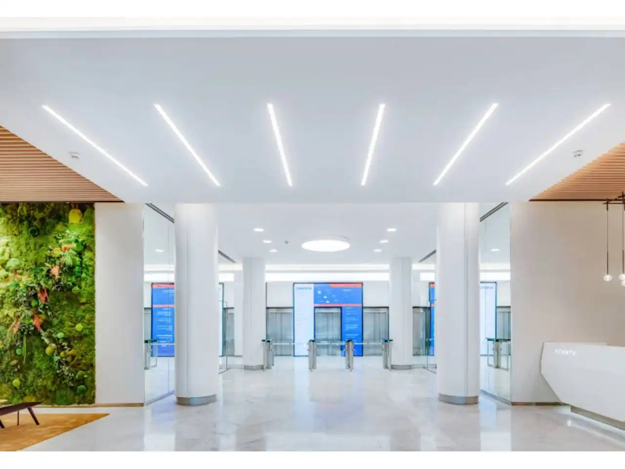 Büro zur Miete in Madrid mit Klimaanlage, Heizung und Alarm