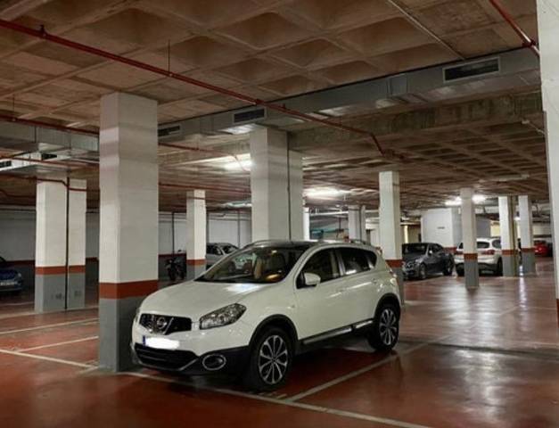 Garaje en Venta en Centro