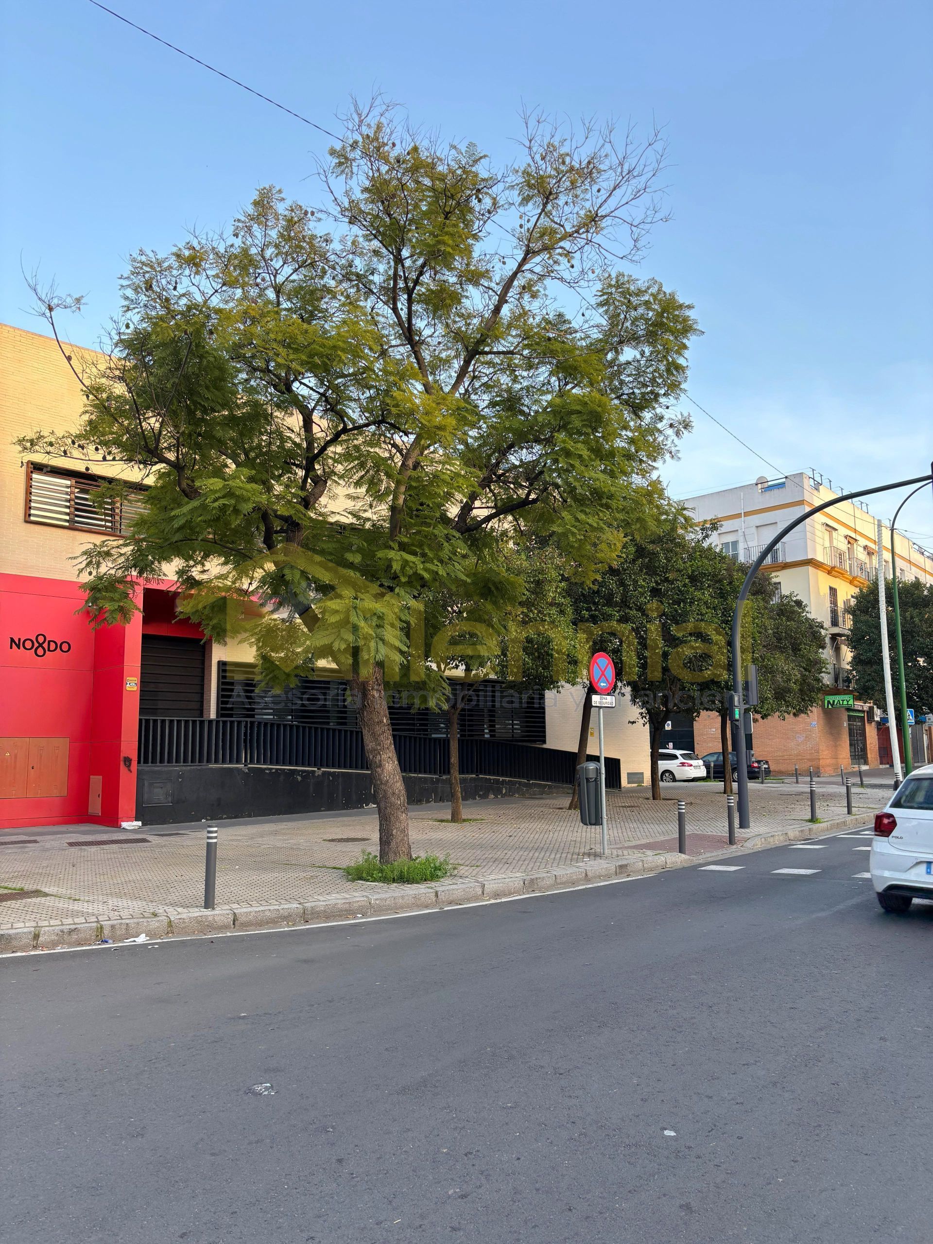 Vista exterior de Pis en venda en  Sevilla Capital amb Aire condicionat i Traster